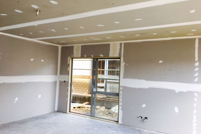 Photo of property in 3 Darley Way, Papakura, 2110