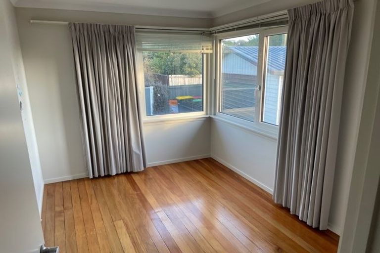 Photo of property in 15 Lucienne Place, Hillsborough, Christchurch, 8022