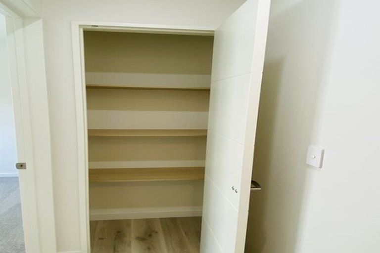 Photo of property in 9 Captain Rings Drive, Papakura, 2110