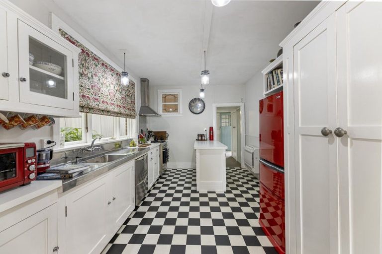 Photo of property in 30a Hull Street, South Hill, Oamaru, 9400