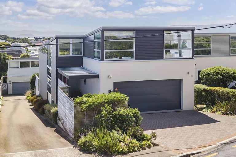 Photo of property in 36 Mantell Street, Seatoun, Wellington, 6022