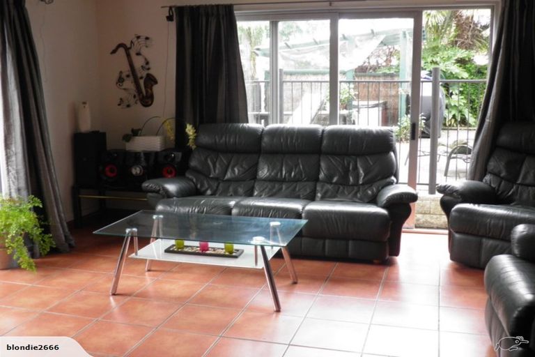 Photo of property in 28 Ranfurly Street, Tamatea, Napier, 4112