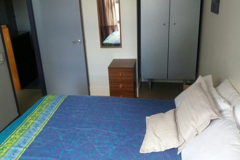 Photo of property in St Pauls Apartments, 42/43 Mulgrave Street, Thorndon, Wellington, 6011