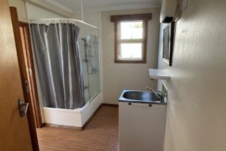 Photo of property in 103 Main Rd Clive, Clive, 4102