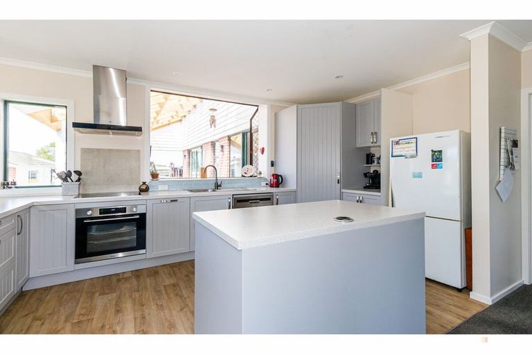 Photo of property in 37 Opie Street, Waimate, 7924