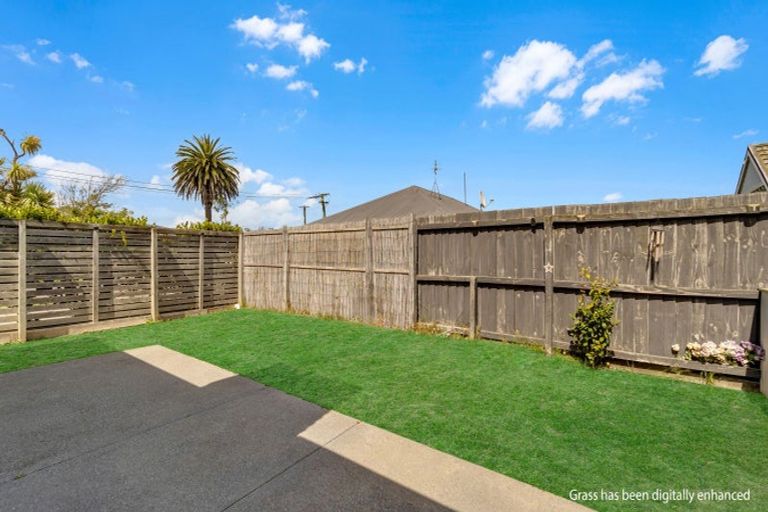 Photo of property in 1/56 Blake Street, New Brighton, Christchurch, 8061