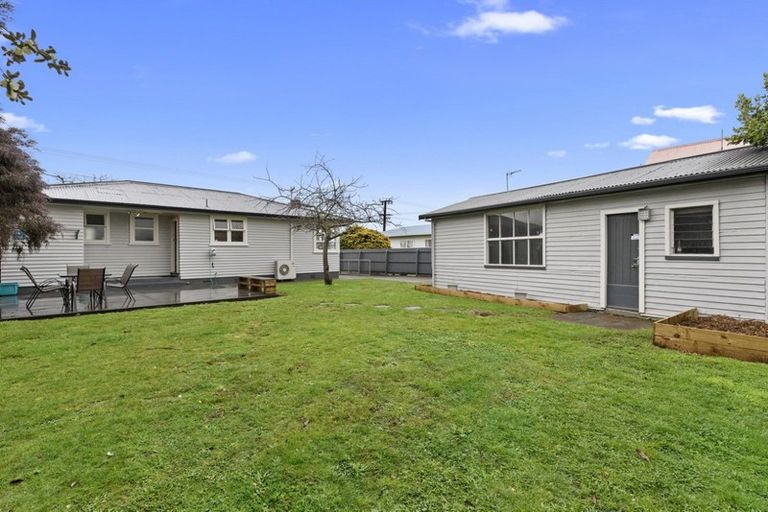 Photo of property in 593 Queen Street East, Levin, 5510