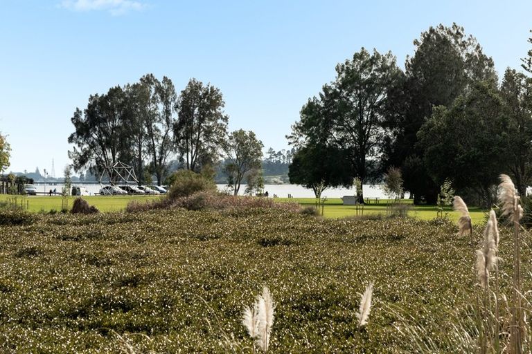 Photo of property in 88 Esmeralda Street, Welcome Bay, Tauranga, 3112