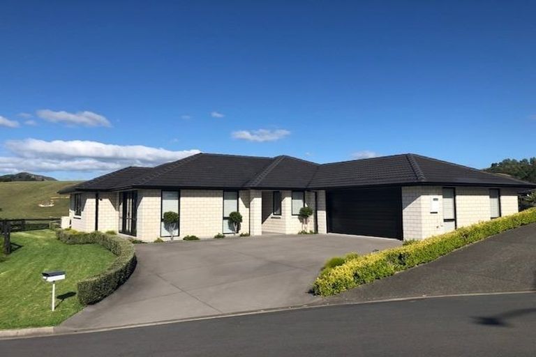 Photo of property in 1 Matariki View, Welcome Bay, Tauranga, 3112