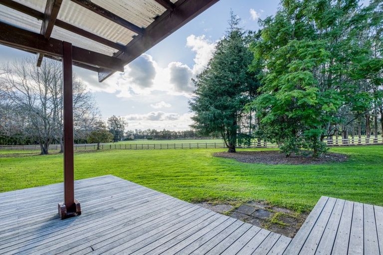 Photo of property in 12 Brookvale Lane, Taupaki, Henderson, 0782