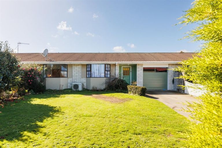 Photo of property in 36 Criterion Street, Bulls, 4818