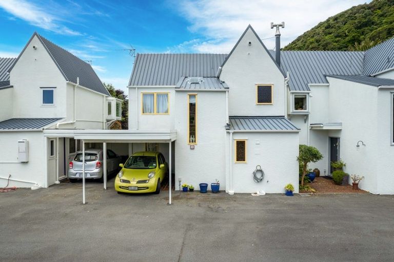 Photo of property in 11/354 Muritai Road, Eastbourne, Lower Hutt, 5013