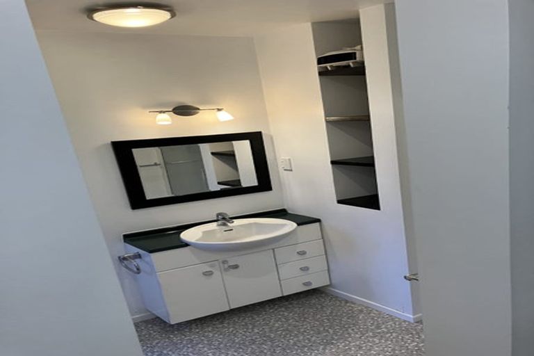 Photo of property in 1 Liardet Street, Vogeltown, Wellington, 6021