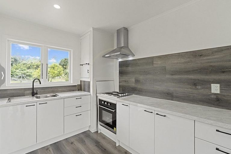 Photo of property in 51 Velvet Crescent, Otara, Auckland, 2023