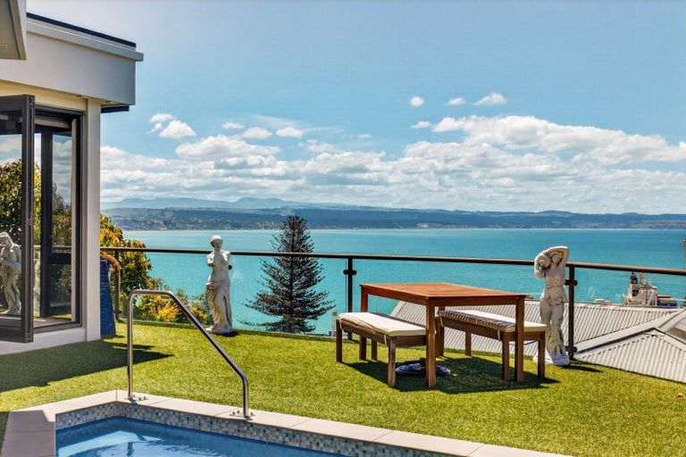 Photo of property in 128b Thompson Road, Bluff Hill, Napier, 4110