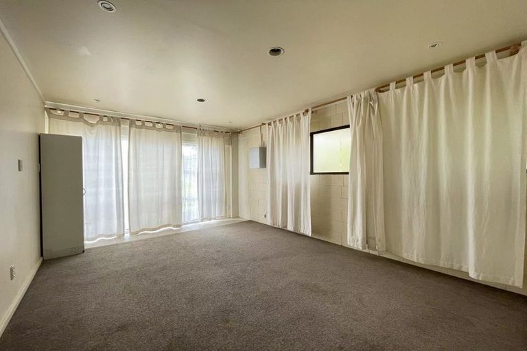 Photo of property in 94 Langana Avenue, Browns Bay, Auckland, 0630