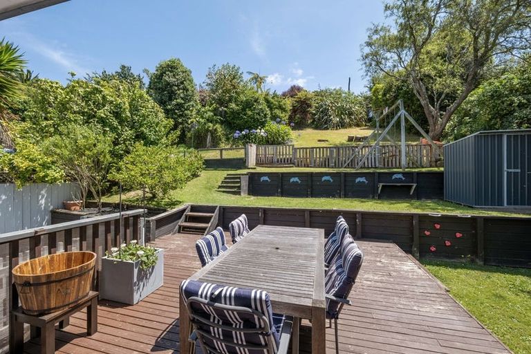 Photo of property in 74 Awanui Street, Merrilands, New Plymouth, 4312