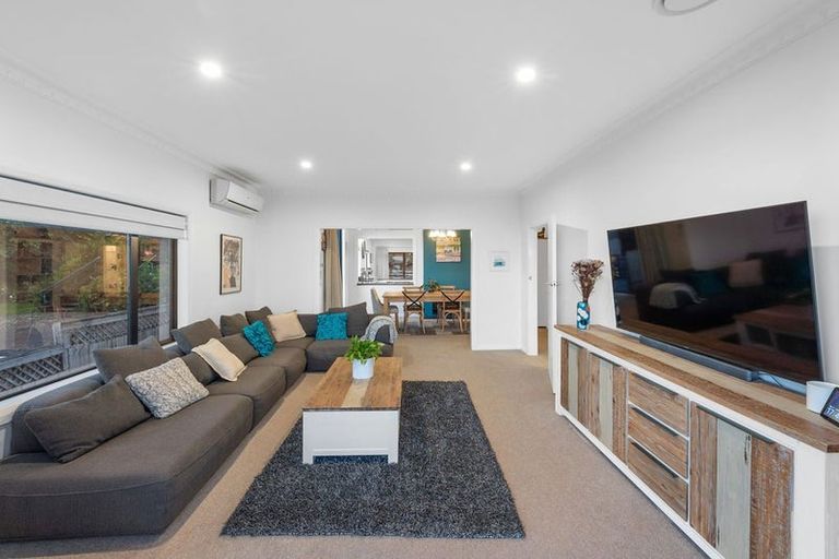 Photo of property in 22 Morrow Avenue, Bucklands Beach, Auckland, 2012