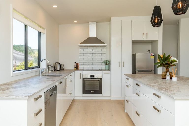 Photo of property in 4 Manuka Close, Mangawhai, 0505