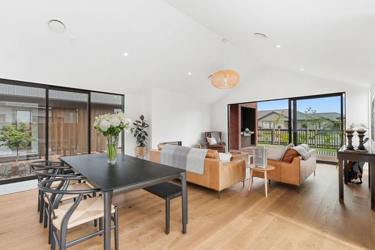 Photo of property in 13 Frank Ernest Crescent, Prebbleton, 7604