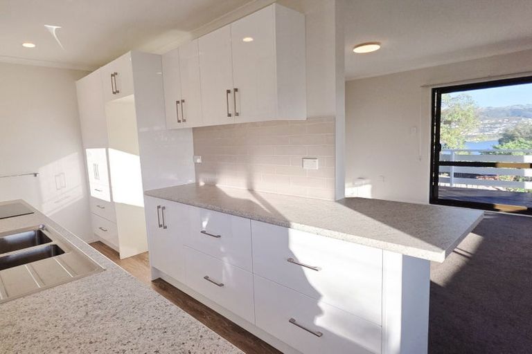 Photo of property in 25 Pennant Grove, Titahi Bay, Porirua, 5022