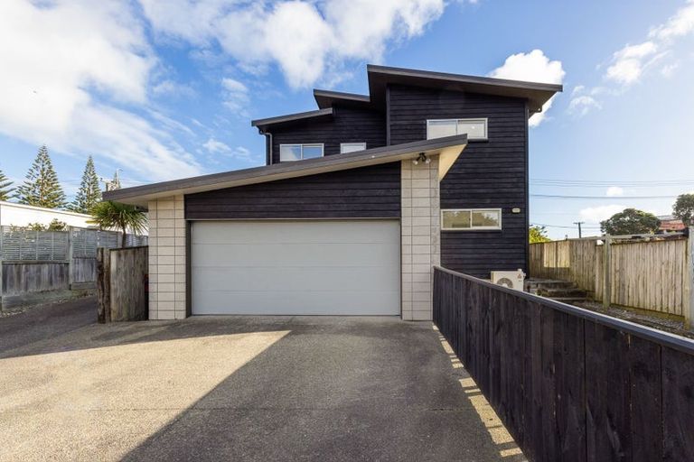 Photo of property in 20b Wharemauku Road, Raumati Beach, Paraparaumu, 5032