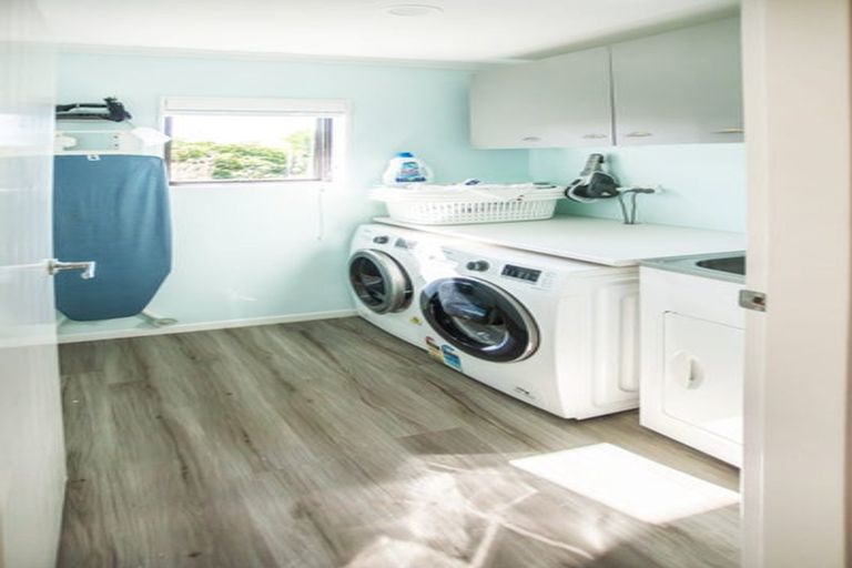 Photo of property in 73 Kotuku Drive, Paraparaumu Beach, Paraparaumu, 5032