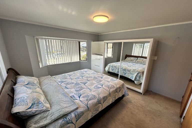Photo of property in 58 Carnoustie Drive, Wattle Downs, Auckland, 2103