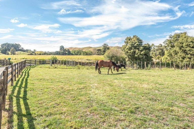 Photo of property in 1597 Turakina Valley Road, Marton, Whanganui, 4581