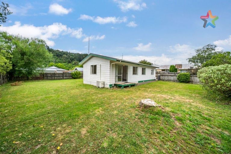 Photo of property in 3 Moonstone Grove, Birchville, Upper Hutt, 5018