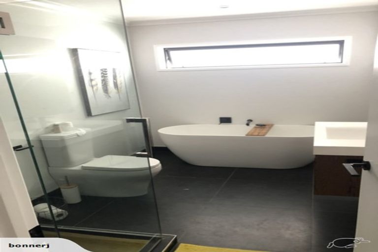 Photo of property in 1 Oioi Lane, Kaukapakapa, Helensville, 0875