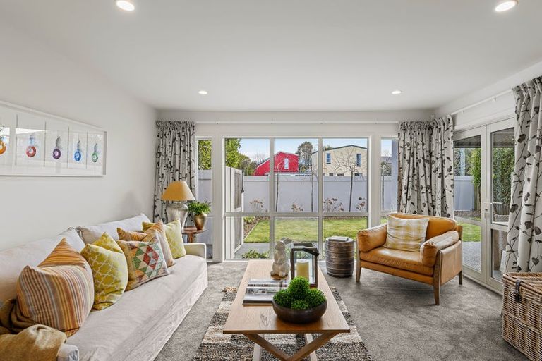 Photo of property in 152 Avonhead Road, Avonhead, Christchurch, 8042