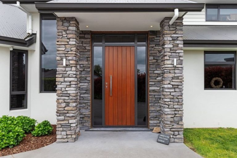 Photo of property in 8 Mountain View Road, Te Aroha, 3320