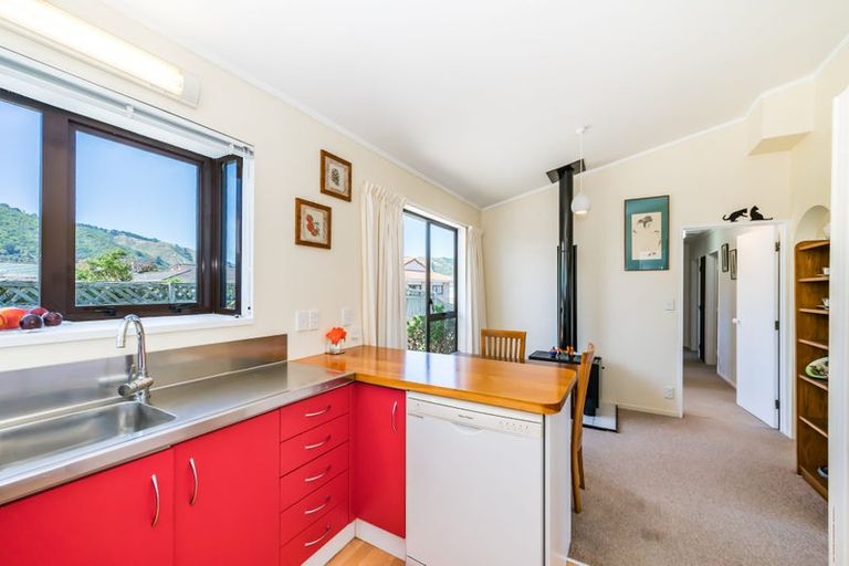 Photo of property in 49 Belvedere Avenue, Waikanae, 5036