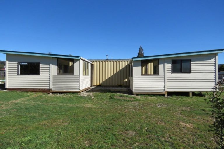 Photo of property in 23 Plaskett Street, Reefton, 7830