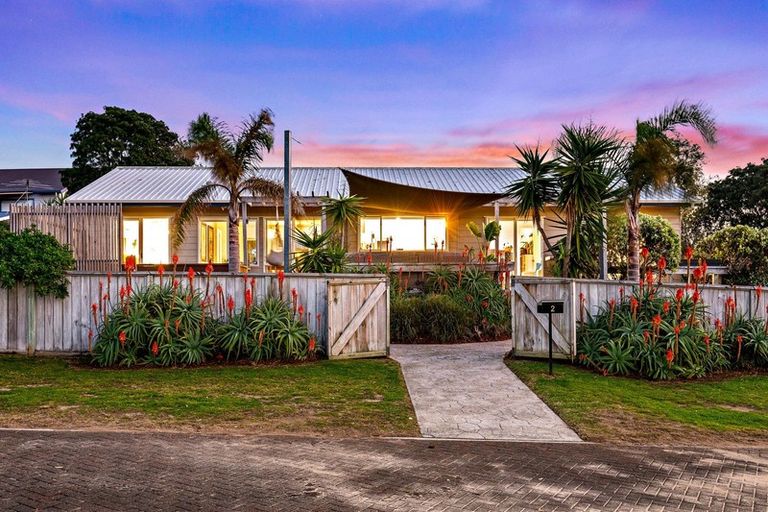 Photo of property in 2 Excelsior Way, Omaha, 0986