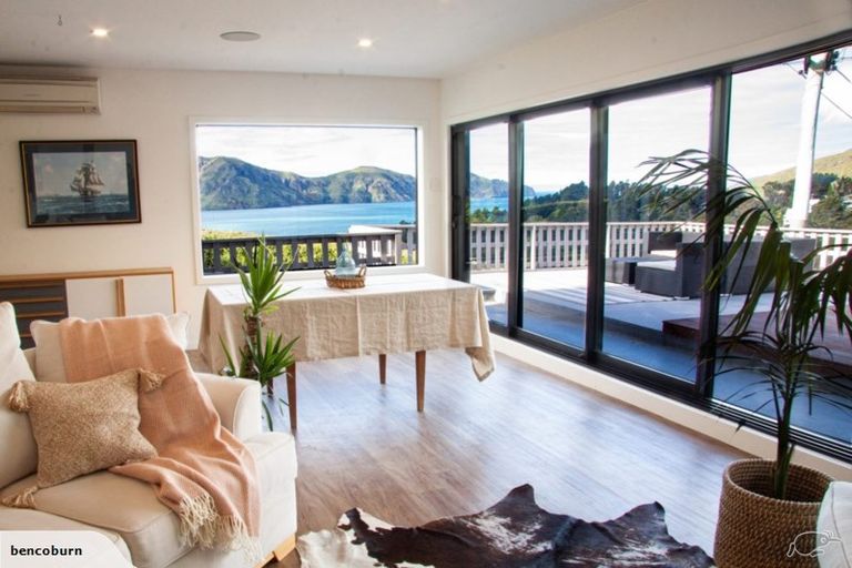 Photo of property in 8 Te Ara Crescent, Diamond Harbour, Lyttelton, 8971