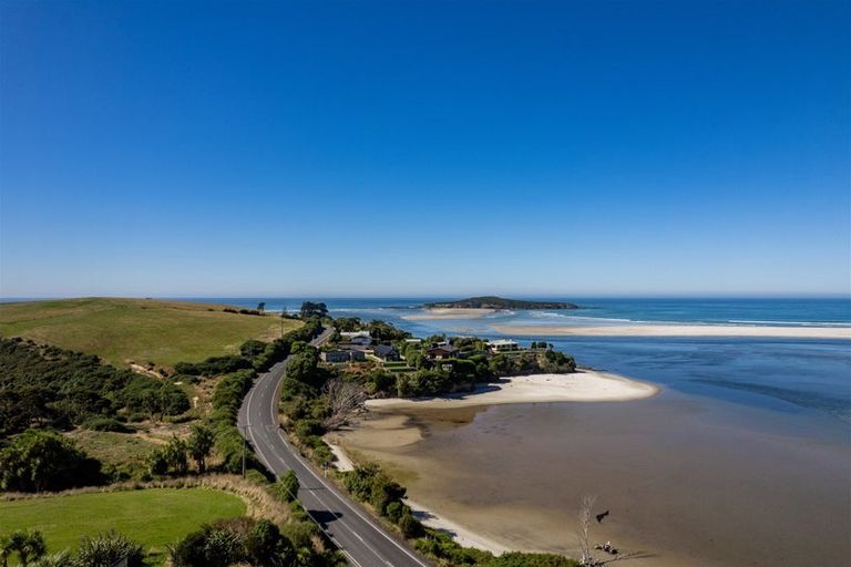 Photo of property in 1390 Taieri Mouth Road, Taieri Mouth, Brighton, 9091
