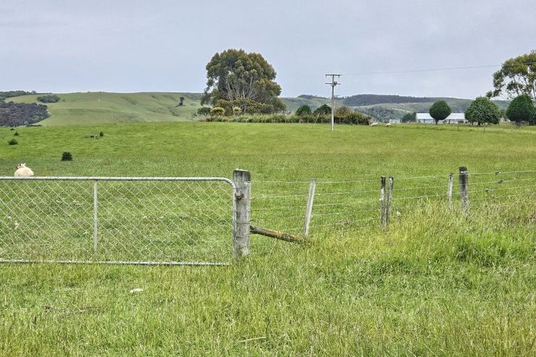 Photo of property in 61 Tinico Road, Kaka Point, Balclutha, 9271