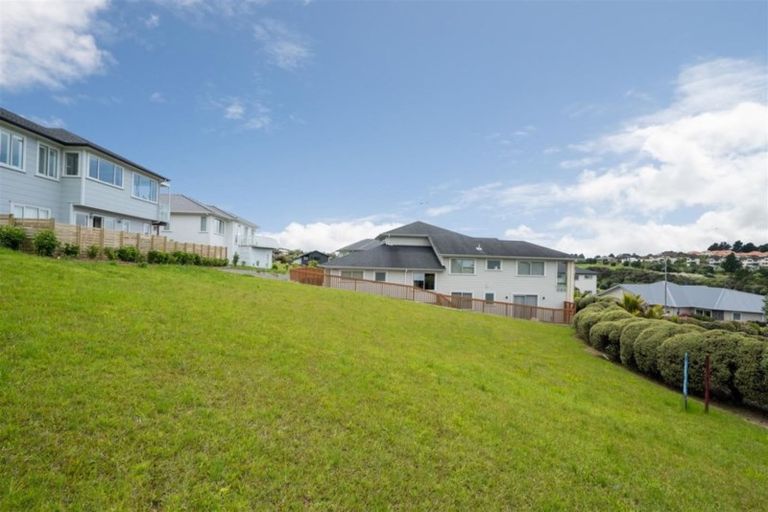 Photo of property in 35 Bella Vista Drive, Gulf Harbour, Whangaparaoa, 0930
