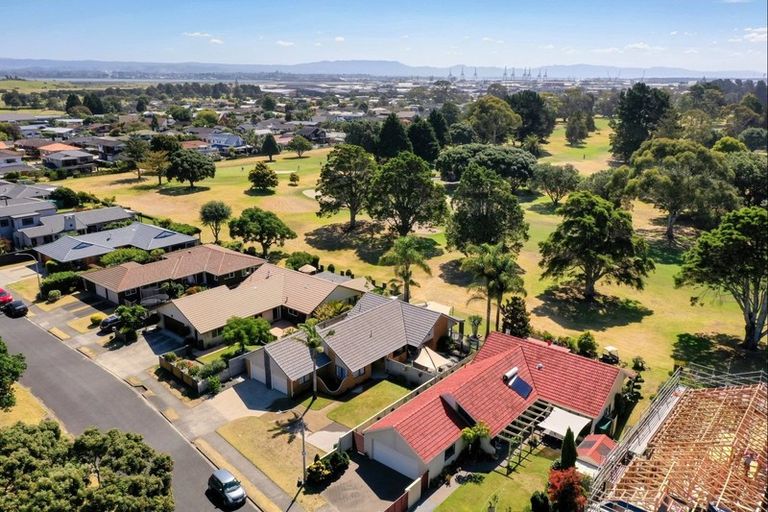 Photo of property in 17 Berescourt Place, Mount Maunganui, 3116