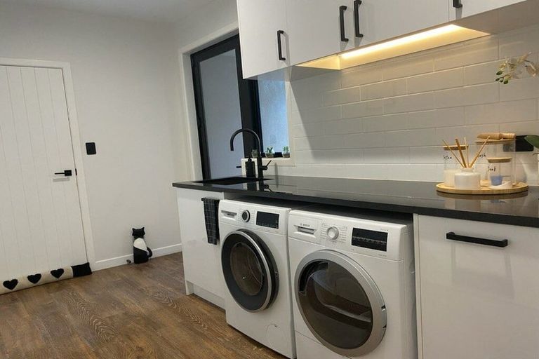 Photo of property in 43 Stockmans Road, Morrinsville, 3371