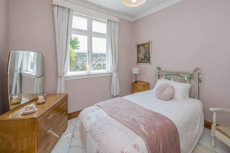 Photo of property in 2 Shamrock Street, Levin, 5510