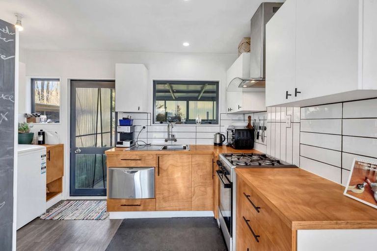 Photo of property in 57 Princes Street, Waikari, 7420