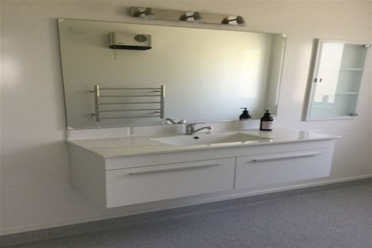 Photo of property in 13 Alexander Terrace, Greymouth, 7805