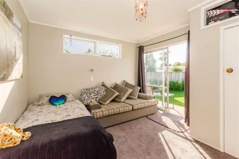 Photo of property in 15 Bahama Crescent, Paraparaumu Beach, Paraparaumu, 5032