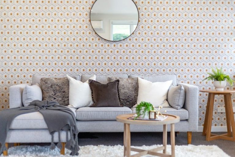 Photo of property in 5 Kaituna Street, Waitangirua, Porirua, 5024