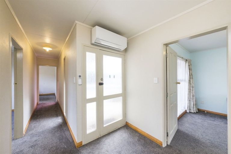 Photo of property in 65 Apollo Parade, Milson, Palmerston North, 4414