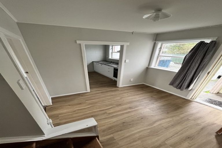 Photo of property in Shakespeare Flats, 8/48 Merton Street, Trentham, Upper Hutt, 5018