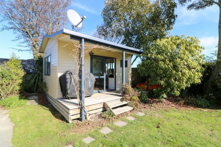 Photo of property in 2 Paignton Street, West End, Timaru, 7910